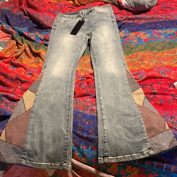 - NWT Driftwood Farrah Flare Cowgirl Jeans 30 - Picture 6 of 11